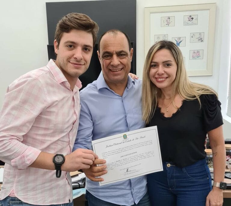 Justiça Eleitoral diploma Auricchio como prefeito de São Caetano