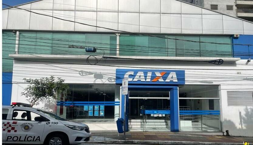 fachada da caixa econômica federal