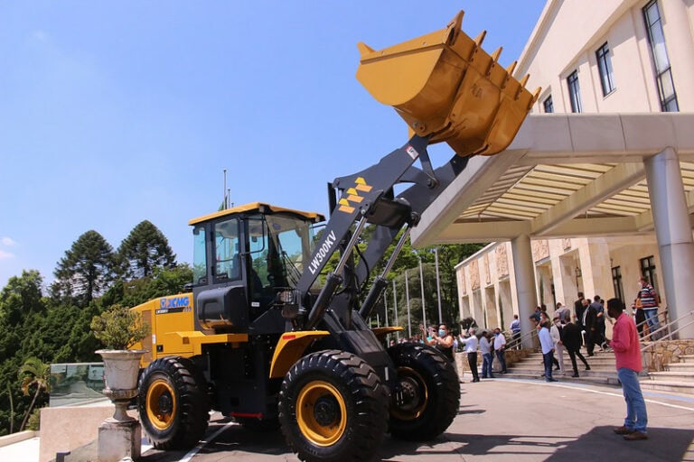 maquinário no Palácio dos Bandeirantes