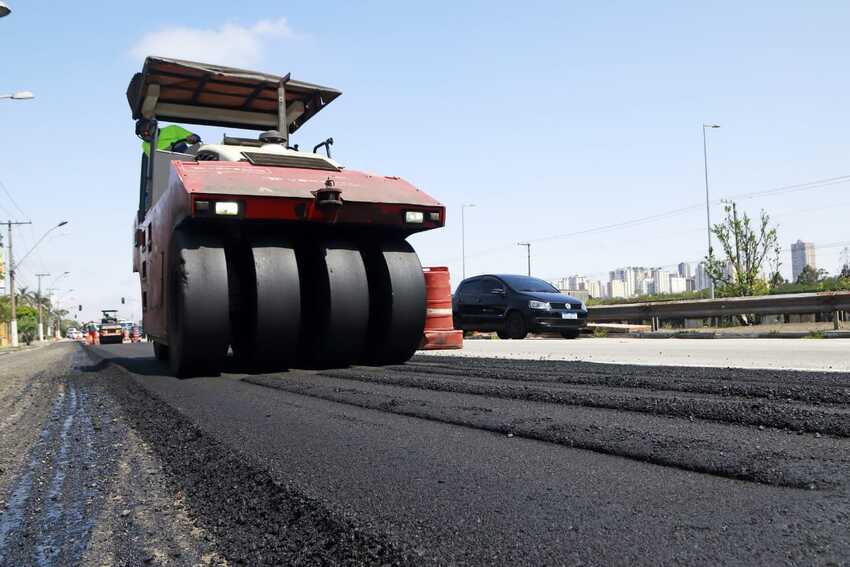 avenida dos estados sendo recapeada