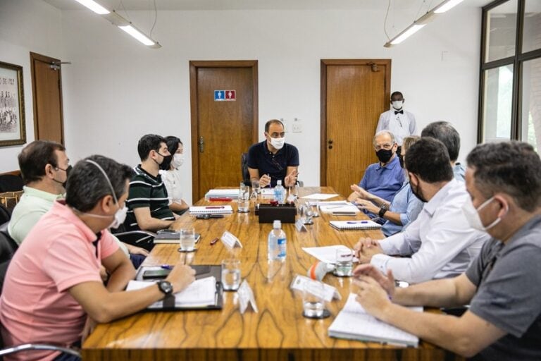 prefeito auricchio e secretários