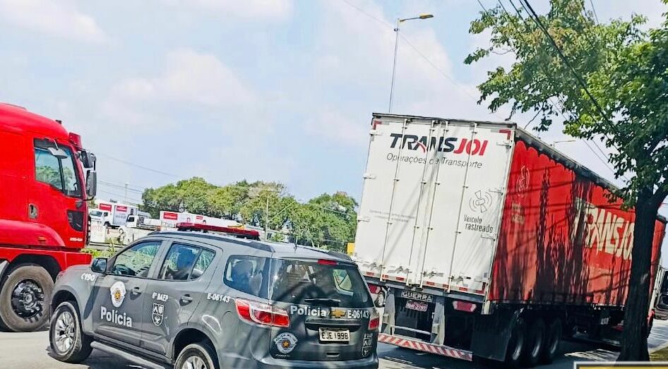 Quadrilha é presa em Sto.André após roubo de caminhão com carga de cobre