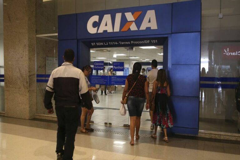 fachada a caixa econômica federal