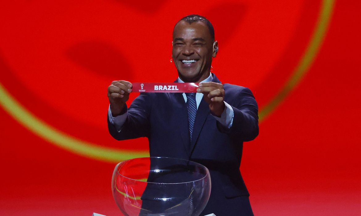 Cafu participa de sorteio