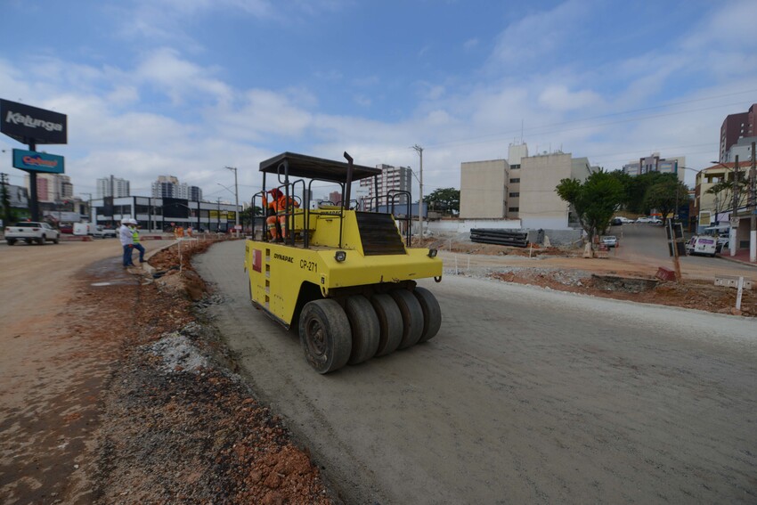 duplicação de avenida