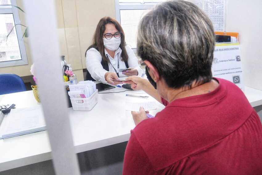 paciente passando por consulta