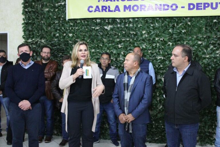 Orlando e Carla Morando, prefeito Claudinho e Marcelo Lima