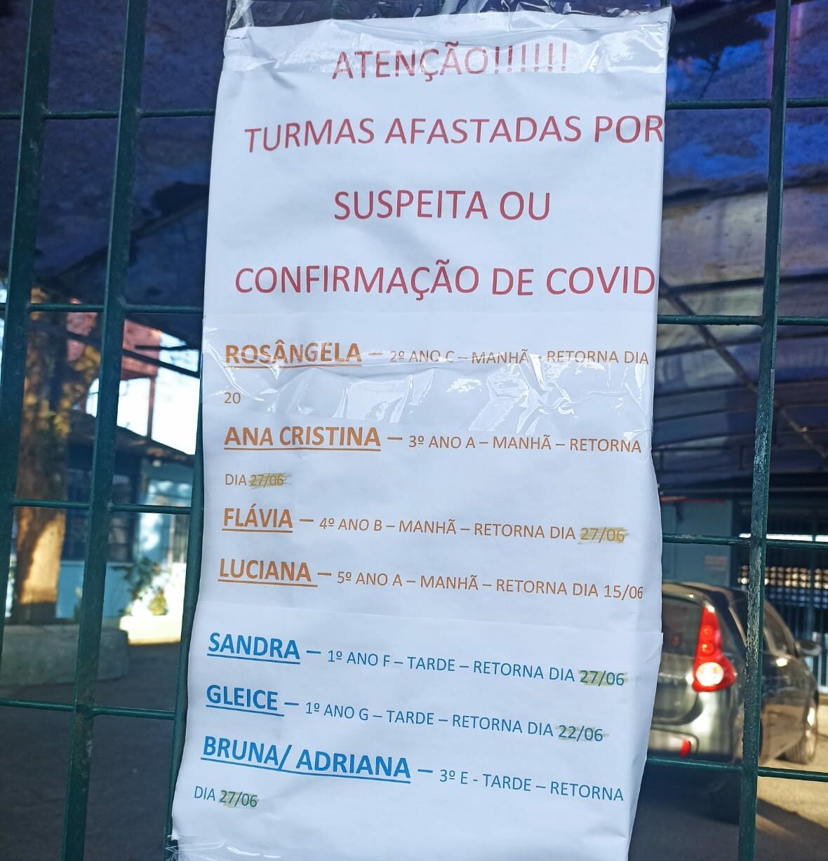 comunicado em escola