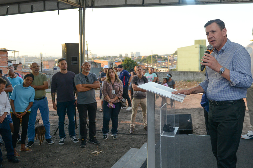 Orlando Morando autoriza construção de 32 moradias na Vila Ferreira