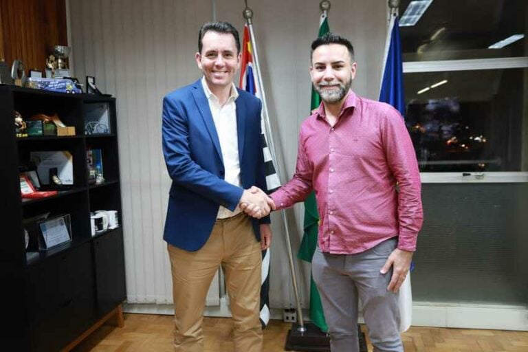 prefeito paulo serra e pedrinho botaro