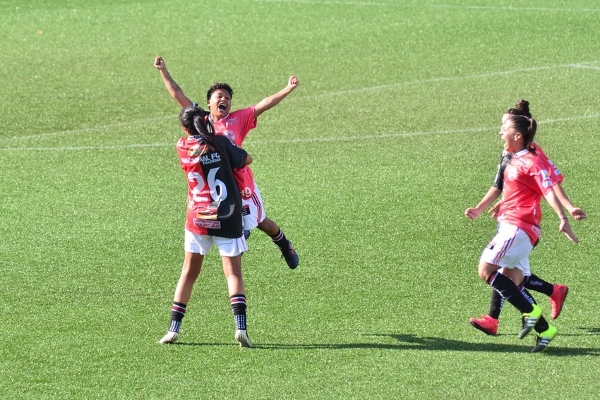 Futebol feminino de Diadema faz história nos Jogos Regionais e chega à final