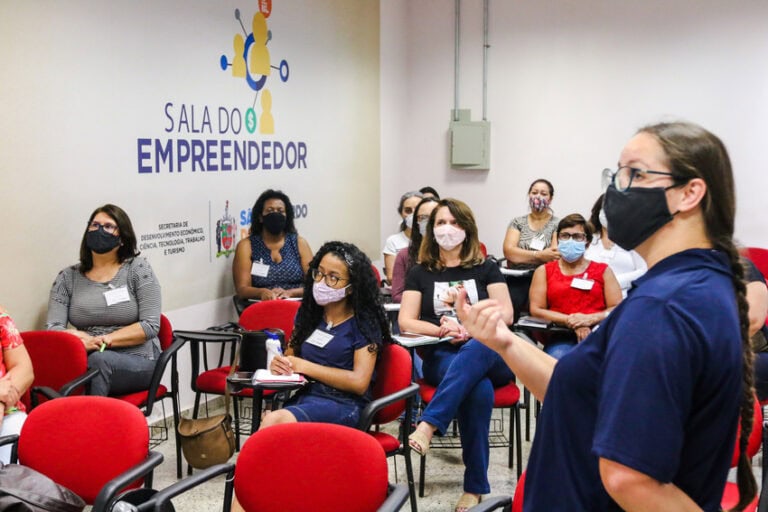 alunos do curso de empreendedorismo