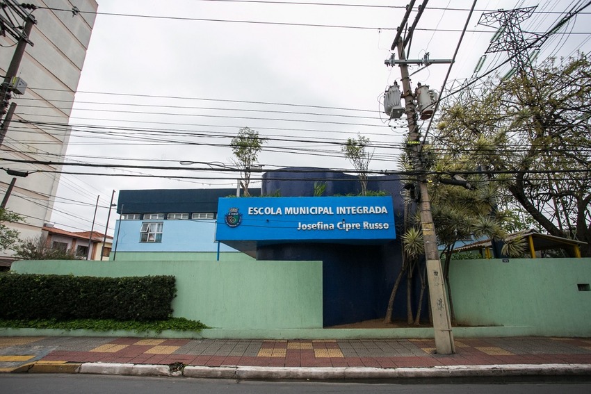 fachada da escola Josefina Cipre Russo 