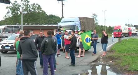 protesto caminhoneiros