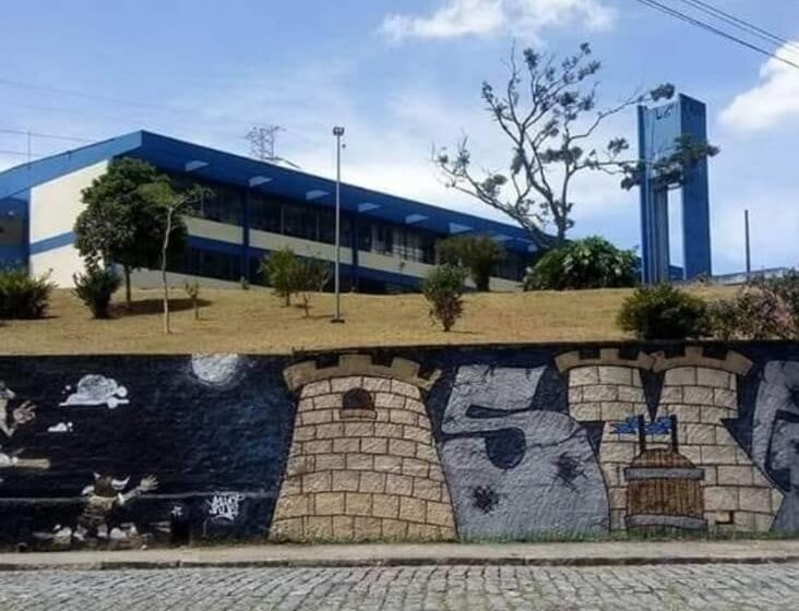 fachada da escola José Gaspar