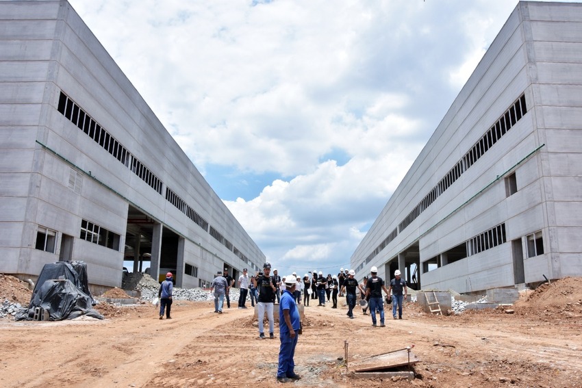 fachada do novo centro logístico da MBigucci