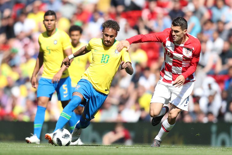 brasil e croácia em campo