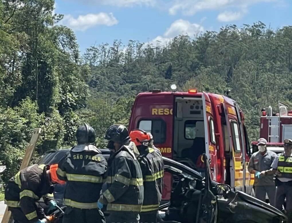 Ribeirão Pires registra acidente na Índio Tibiriçá com 4 vítimas sendo uma fatal