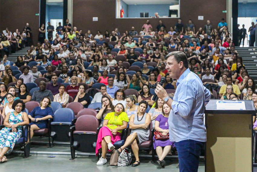 Orlando Morando anuncia R$ 35 milhões em repasses para custeio das escolas