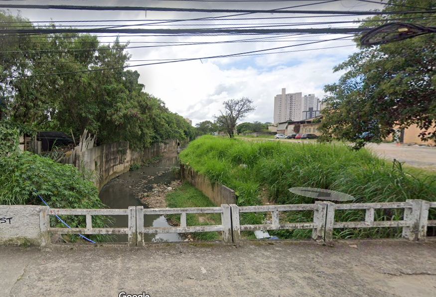 Corpo de homem é encontrado dentro de córrego em Santo André