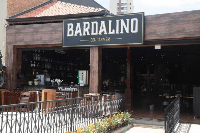 fachada do Bardalino