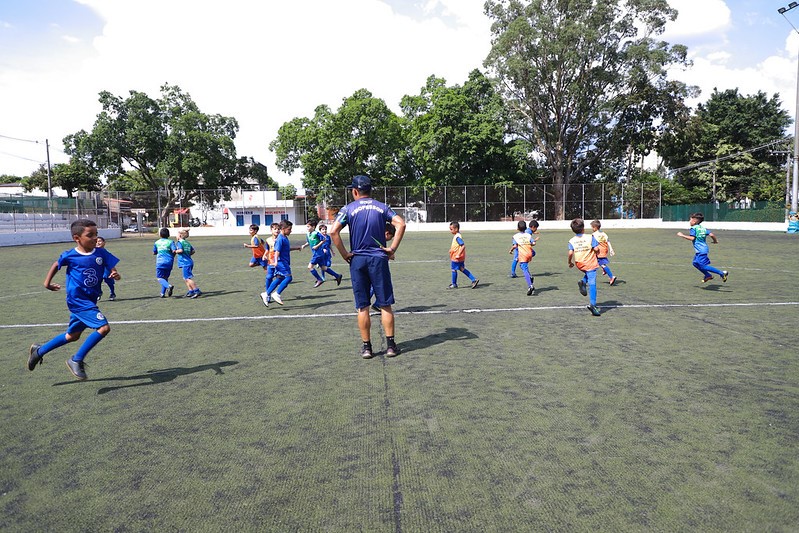 Sucesso do Água Santa aumenta procura por escolinhas de futebol de Diadema