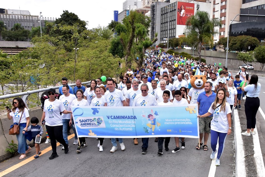 Caminhada da Conscientização do Autismo reúne mil pessoas em Sto.André