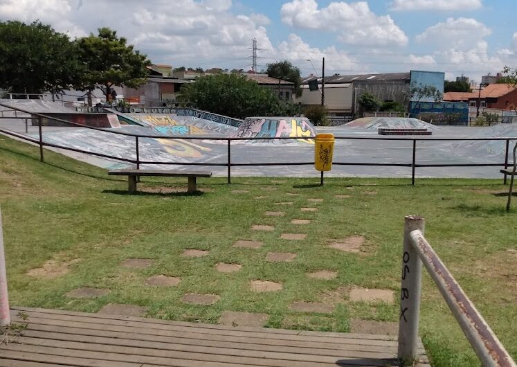 Pista de Skate Parque Ana Brandão