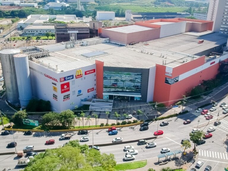 Fachada do Shopping Atrium.