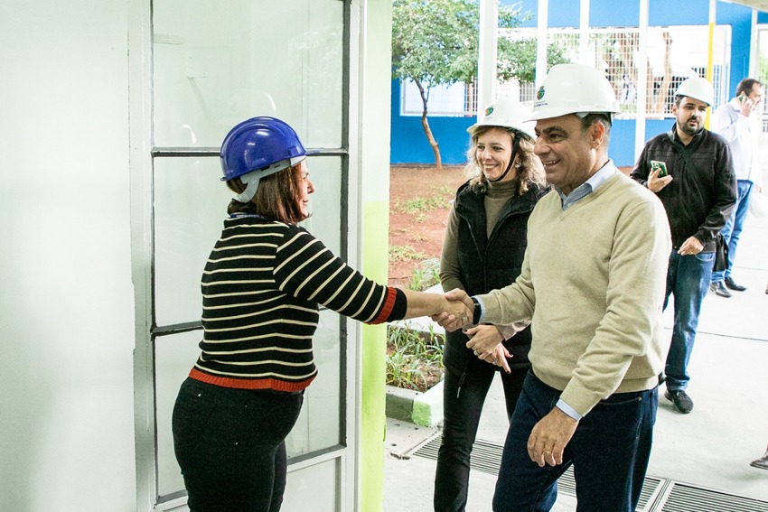 Prefeito de São Caetano visita obras de requalificação de mais uma escola