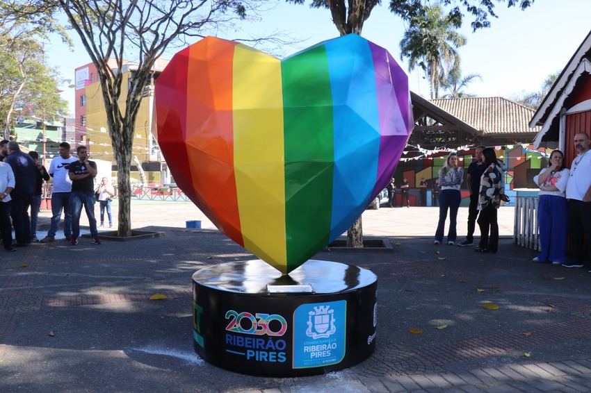 Ribeirão Pires inaugura Monumento à Diversidade na Vila do Doce