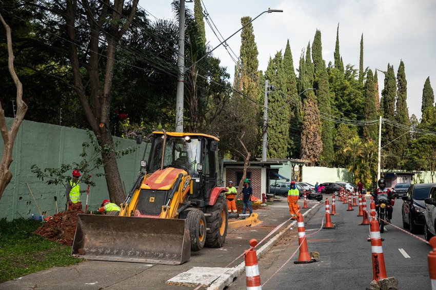 Obras no novo conjunto Viário