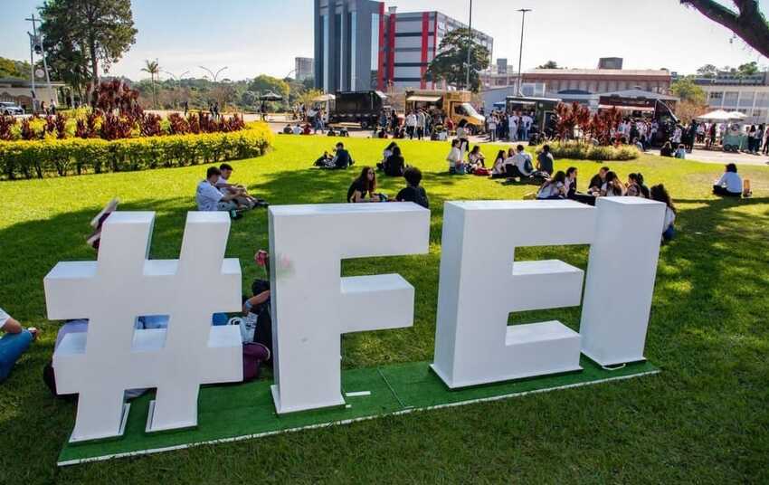 Prótese de mão que usa IA vence prêmio de inovação da FEI