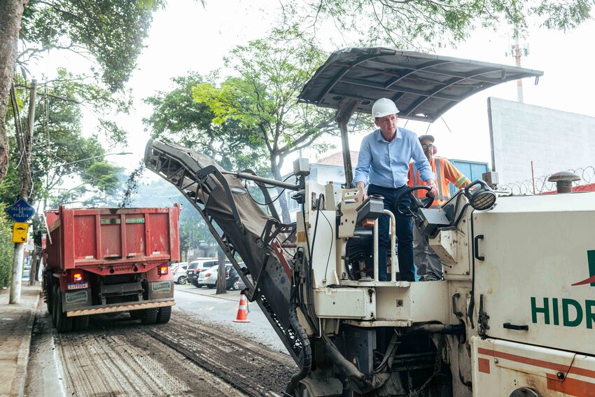 São Bernardo retoma recuperação asfáltica de 83 vias da Paulicéia