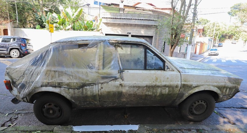 Veículos abandonados nas vias de Diadema serão removidos