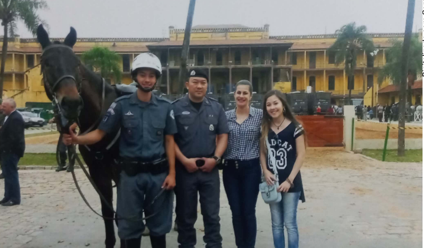 Família compartilha paixão militar de geração em geração