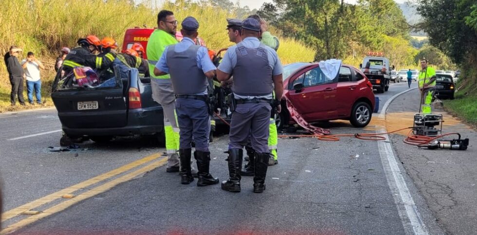 Vídeo: Três moradores de S.Bernardo perdem a vida em colisão em rodovia