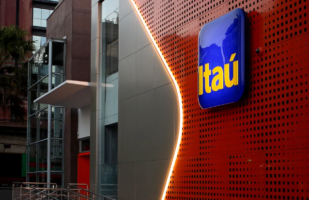 fachada da Agência do Itaú