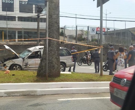 Em S.Bernardo, idoso morre ao perder controle do veículo na av. João Firmino