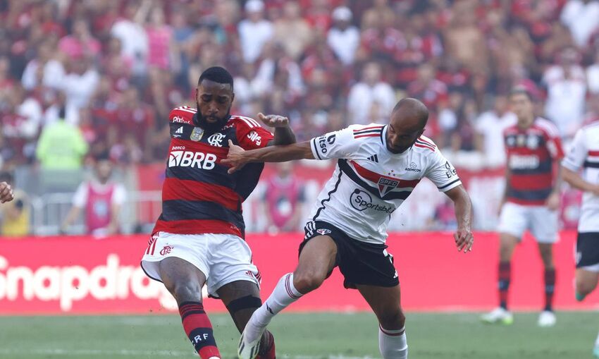 flamengo e São Paulo em campo