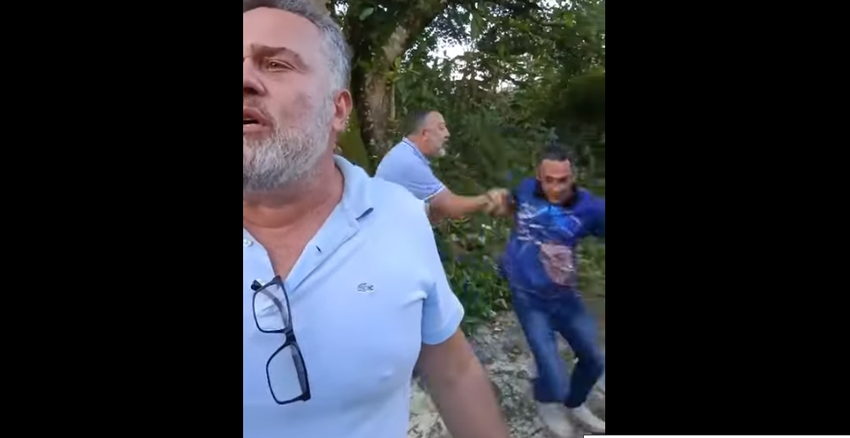 Vídeo: Akira do Povo sofre agressão de homem que estava com ex-prefeito de RGS