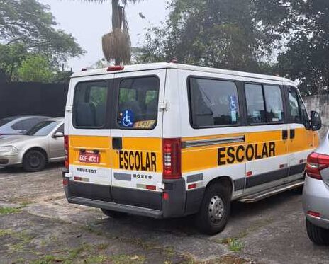 Van Escolar