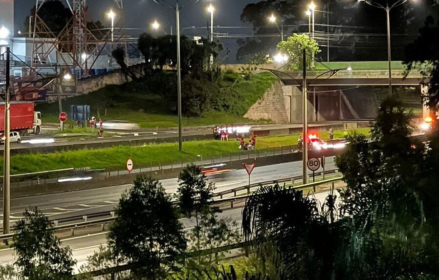 Jovem de 16 anos cai de viaduto em São Bernardo ao tentar tirar selfie