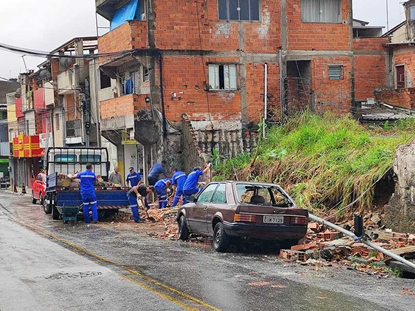 muro caído em São Bernardo