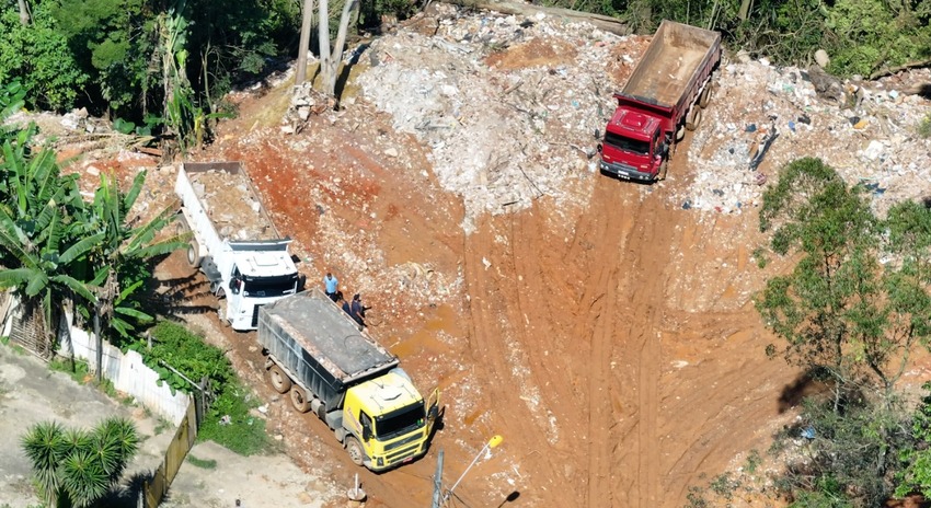 Semasa flagra crime ambiental em área do Parque do Pedroso