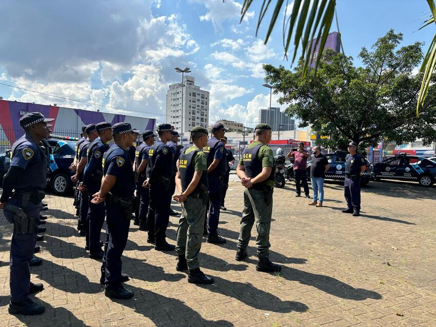 GCM e PM de Diadema recolheram 10 motos e 4 carros neste domingo