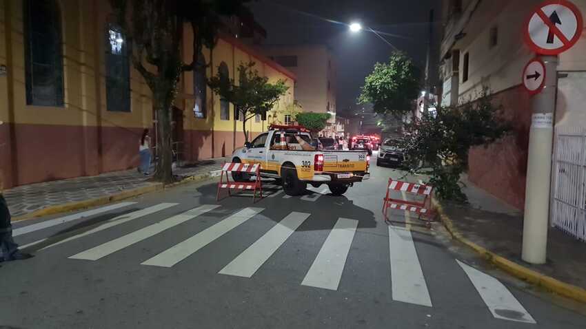 Rua Silvia Interditada