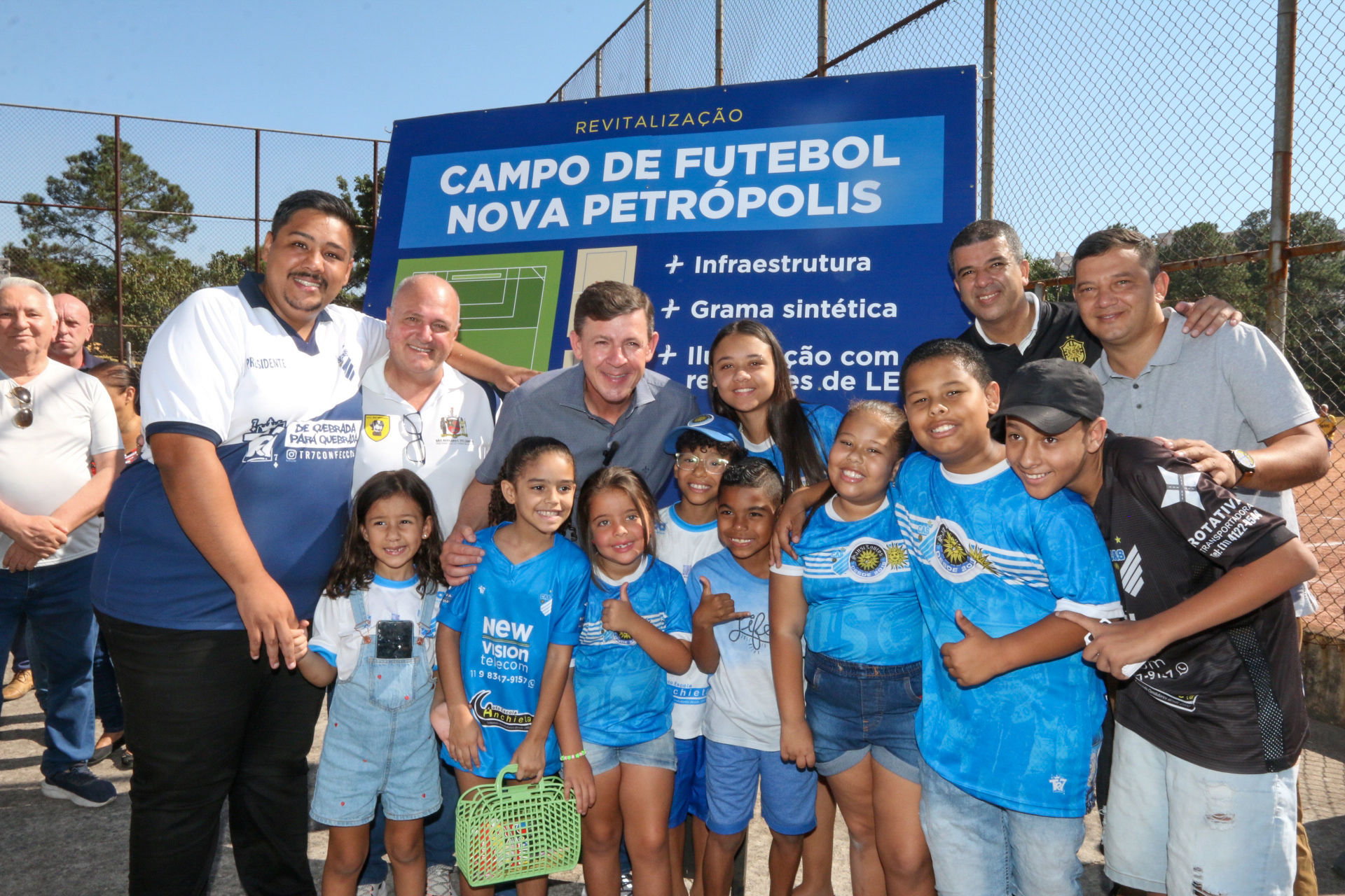 Prefeito Orlando Morando autoriza início de reforma do campo do Nova Petrópolis