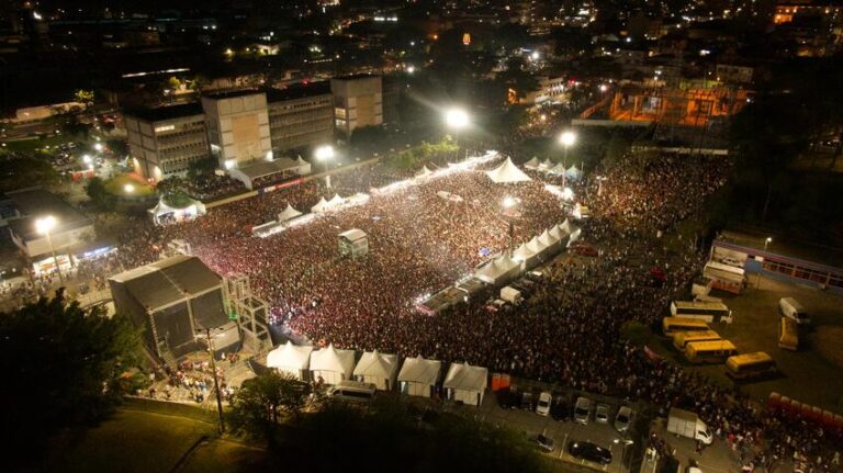 Em ano eleitoral, Mauá gasta R$ 1,8 milhão e dobra cachê de artistas em Festa Junina
