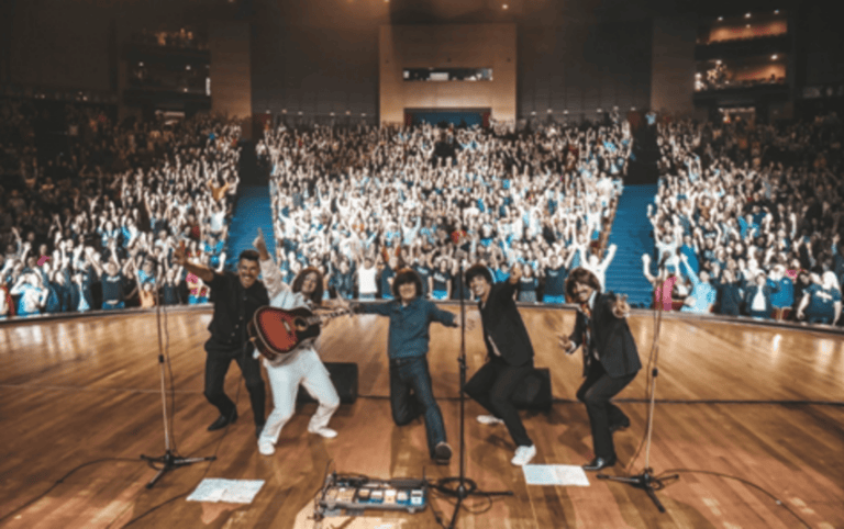 Dia do Rock: Tributo aos Beatles desembarca em Santo André (SP) neste sábado (13)